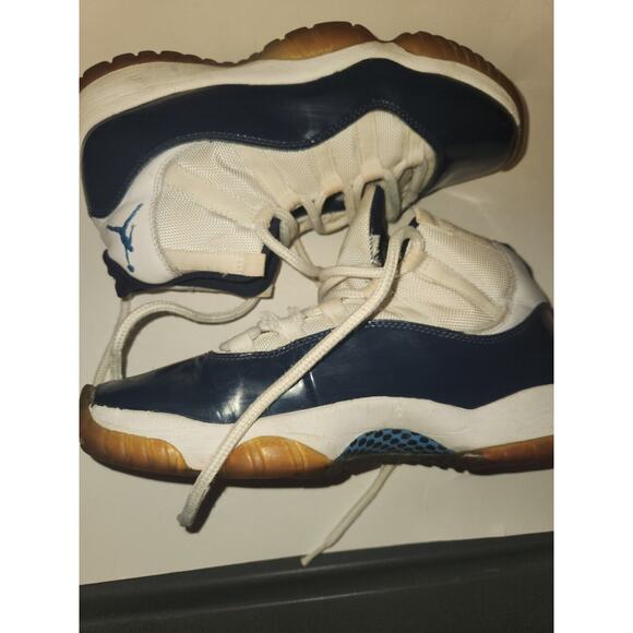 Size 8 - Jordan 11 Retro Win Like '82 2017 "378037-123" - Picture 2 of 9